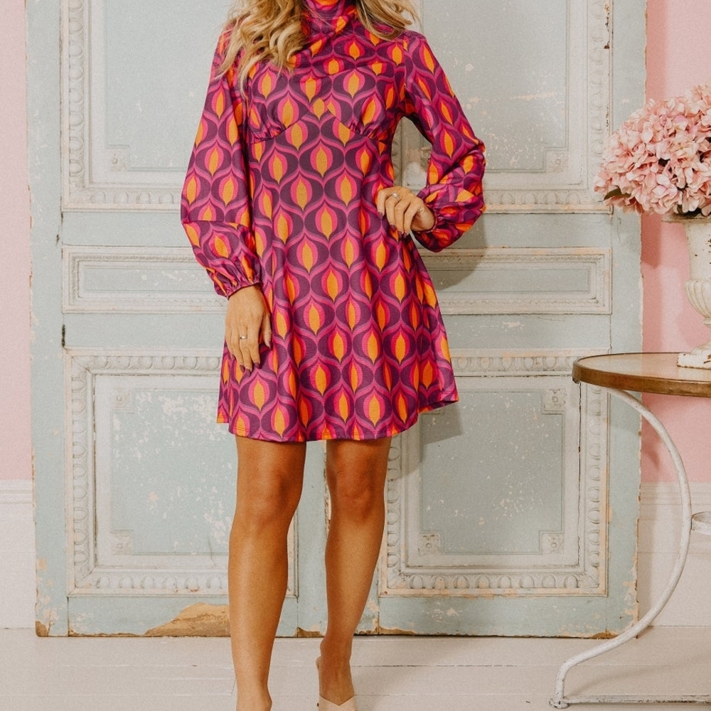 Women’s Pink Retro Print Mini Dress